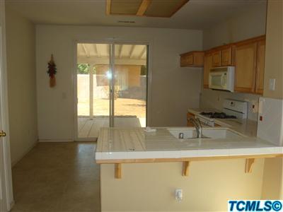 1810 Riesling Street Tulare, CA 93274 - Photo 5 of 14 Additional Photo