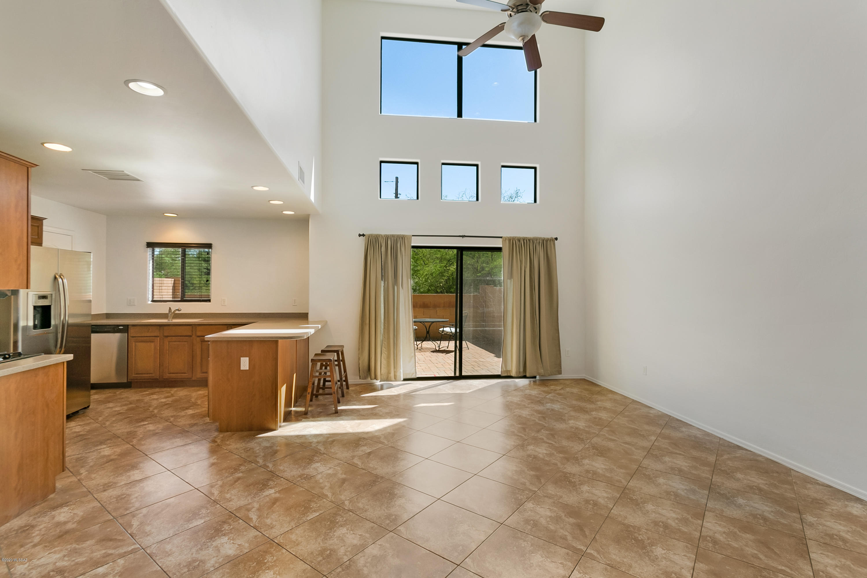 4172 North Fortune Loop Tucson, AZ 85719 - Photo 5 of 20