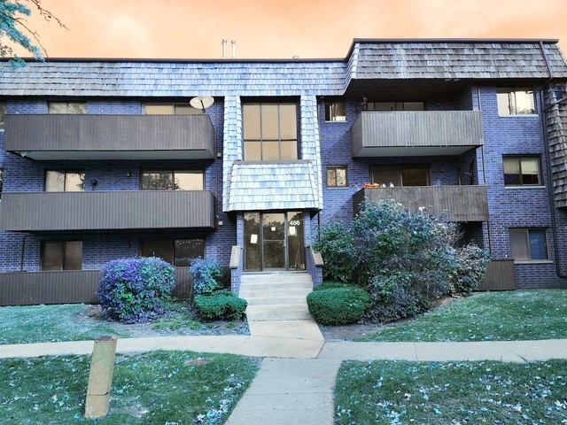 486 Timber Ridge Drive, Unit 204 Carol Stream, IL 60188 - Photo 1 of 15 Gallery Image 1