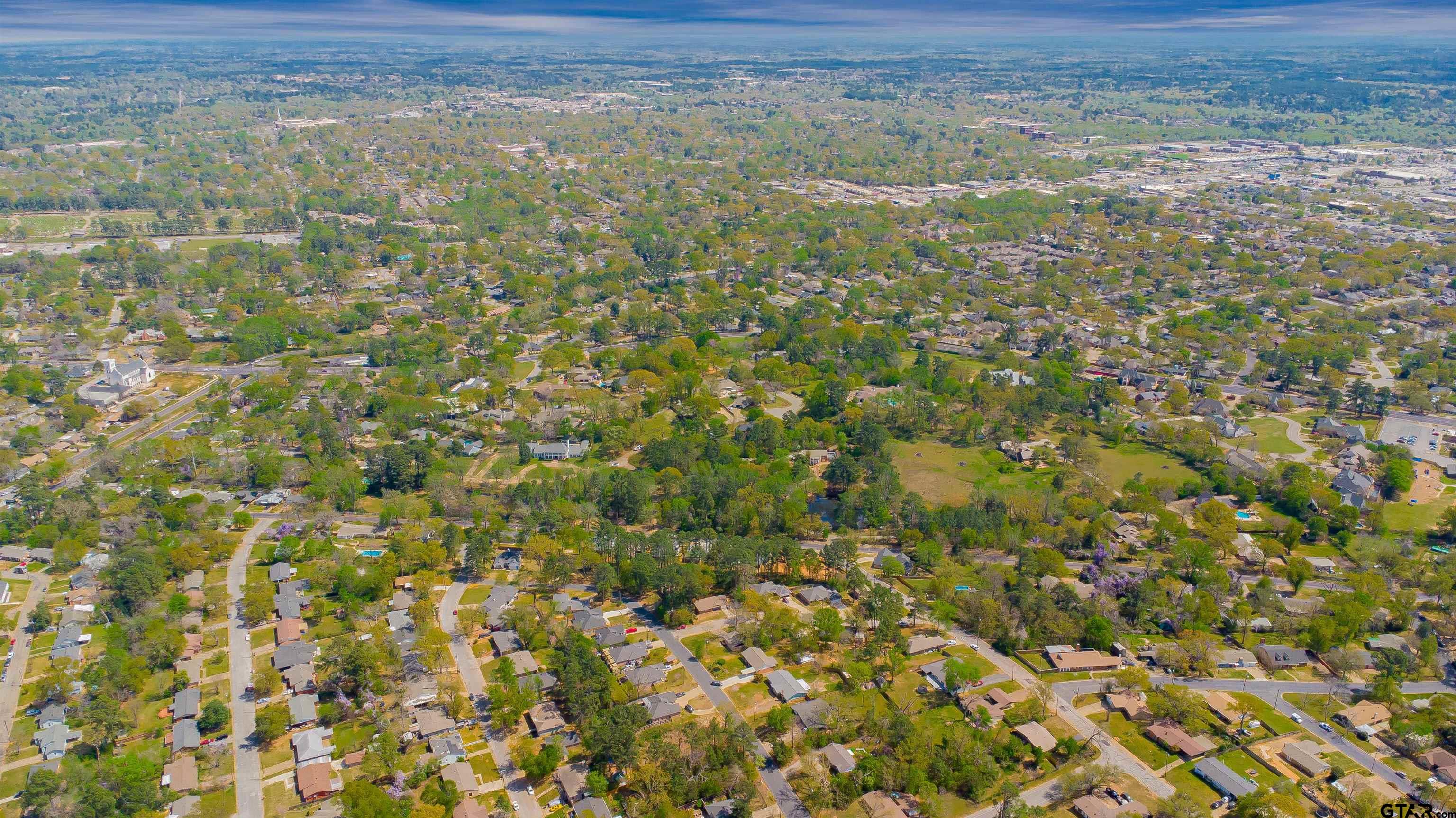 2864 South Robertson Avenue Tyler, TX 75701 - Photo 25 of 39 a view of a yard