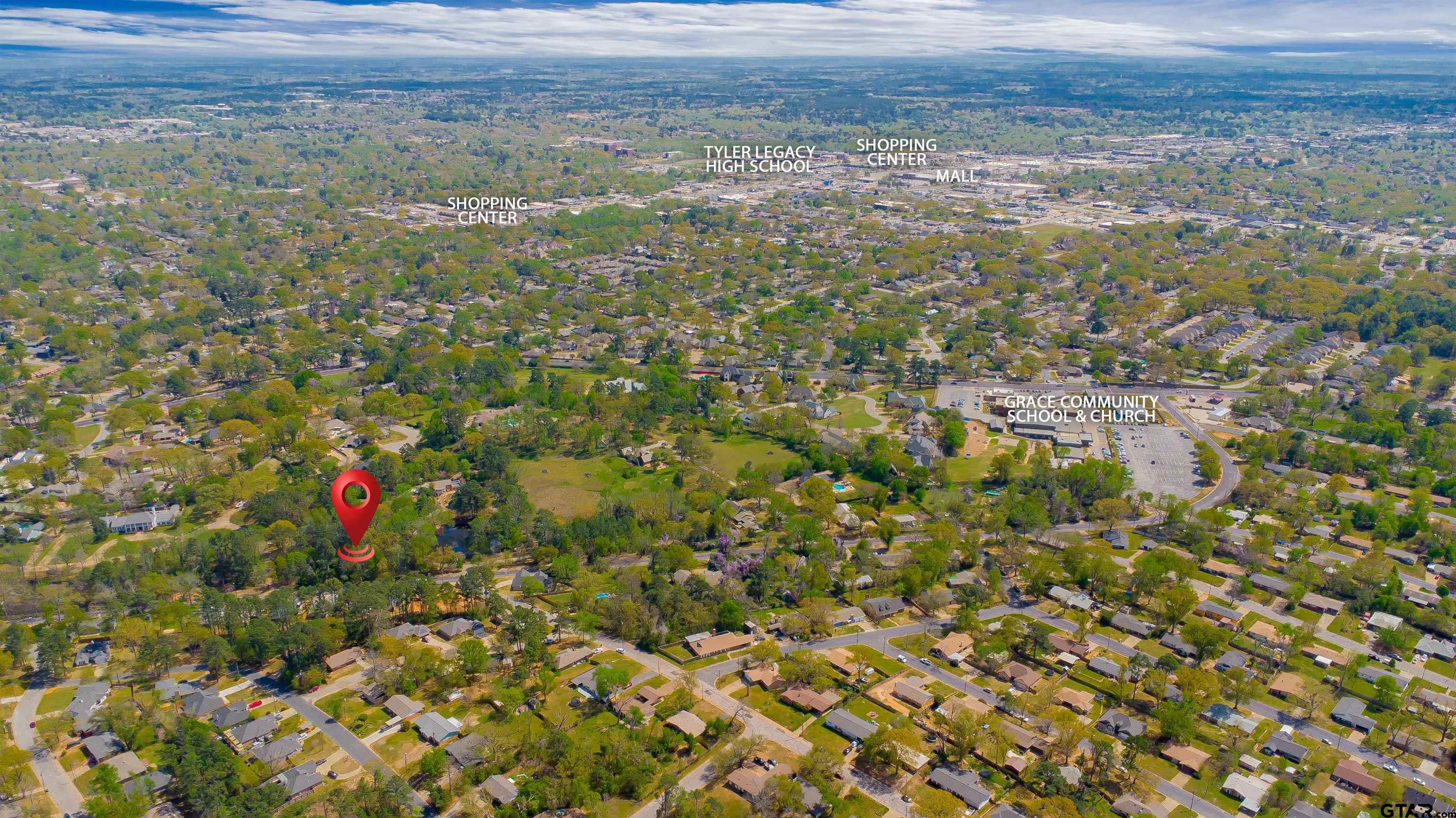 2864 South Robertson Avenue Tyler, TX 75701 - Photo 28 of 39 a view of outdoor space and mountain view