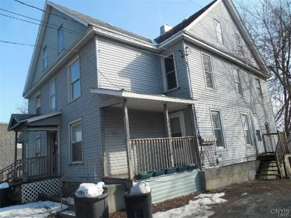 $850 | 227 West Main Street, Watertown, NY 13601
