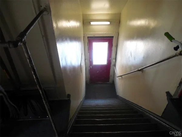 $850 | 227 West Main Street, Watertown, NY 13601