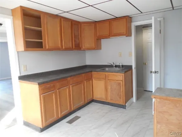 $850 | 227 West Main Street, Watertown, NY 13601