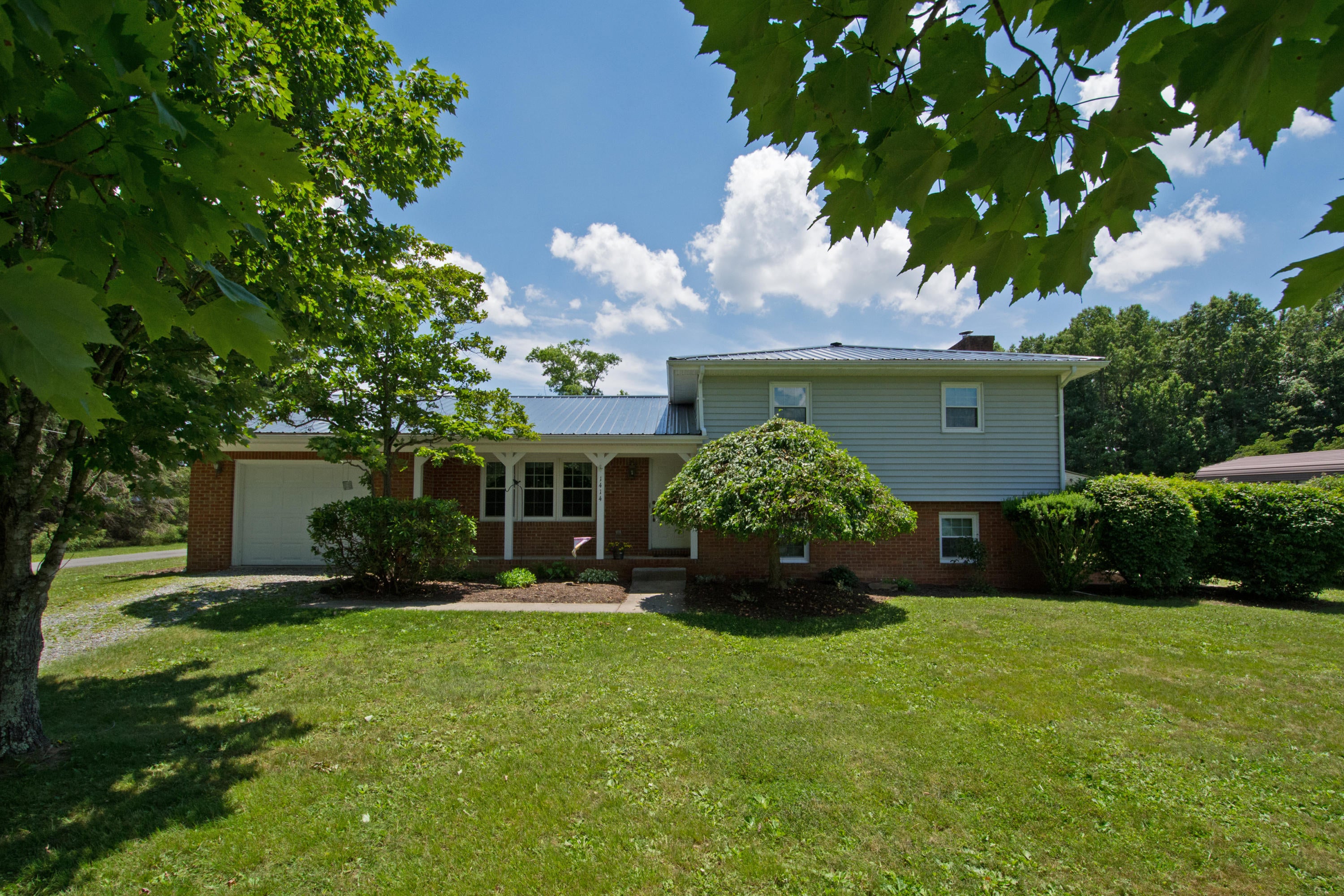 1414 Brush Road Lewisburg, WV 24901 - Photo 1 of 60 Gallery Image 1