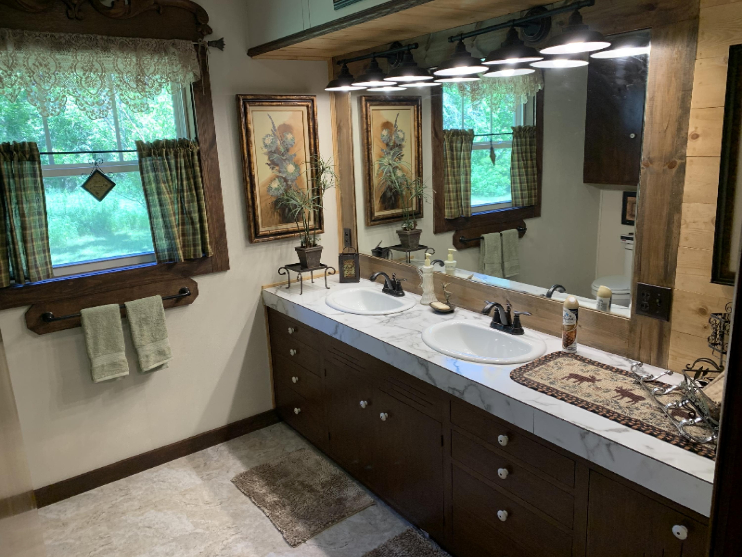 1909 South Sheridan Road Stanton, MI 48888 - Photo 11 of 20 Bathroom