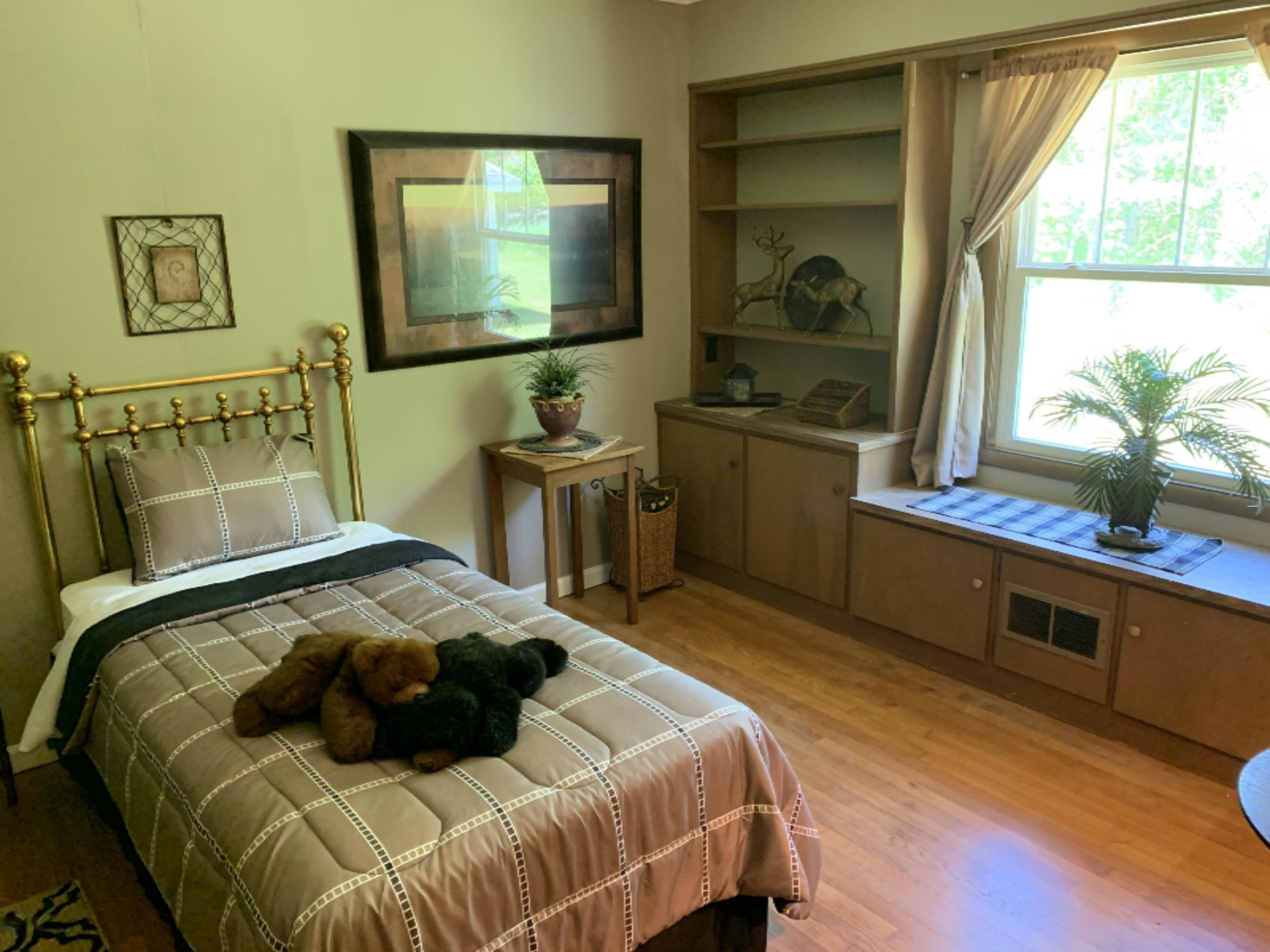 1909 South Sheridan Road Stanton, MI 48888 - Photo 13 of 20 2nd bedroom