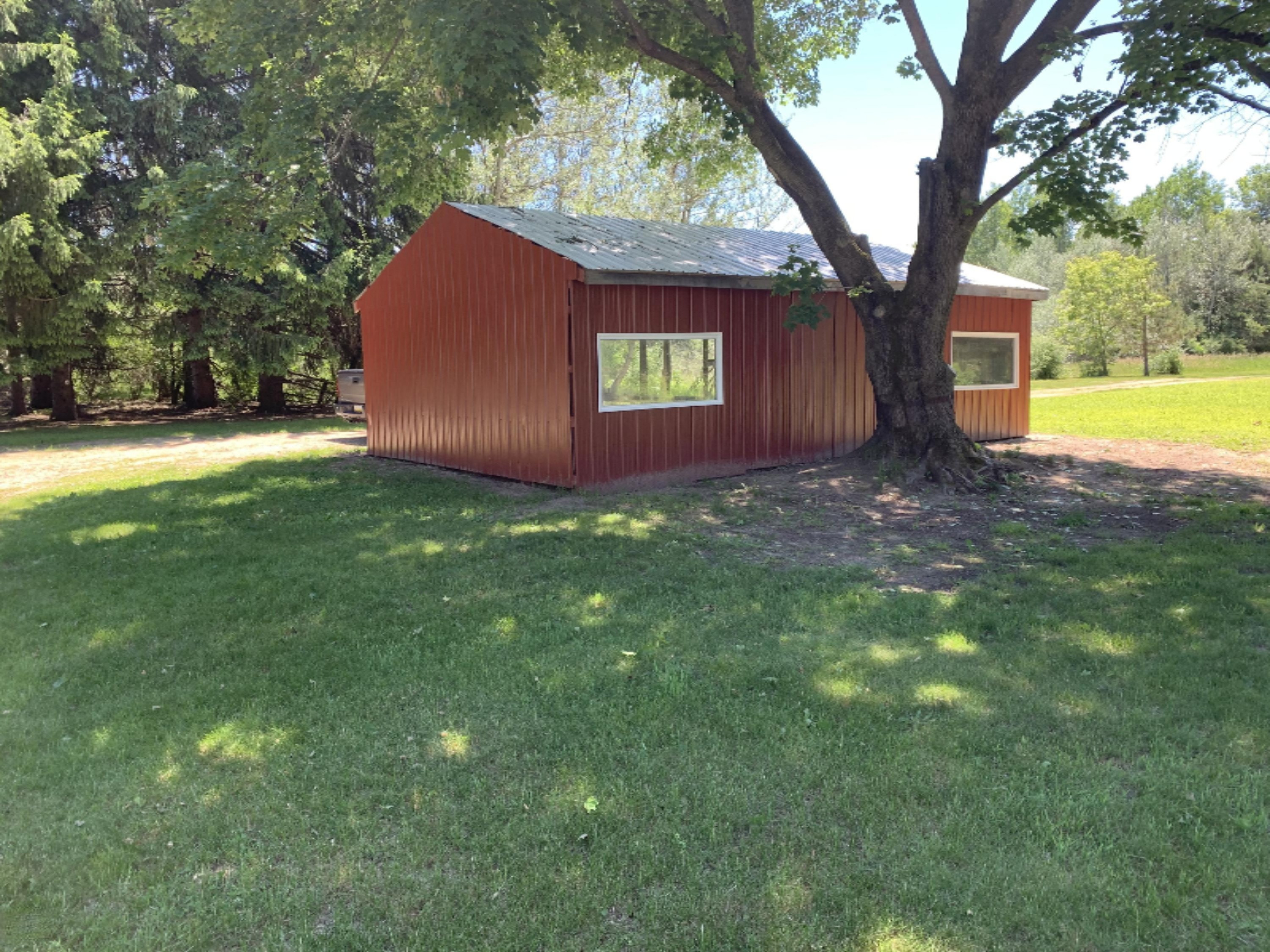 1909 South Sheridan Road Stanton, MI 48888 - Photo 19 of 20 Outbuilding