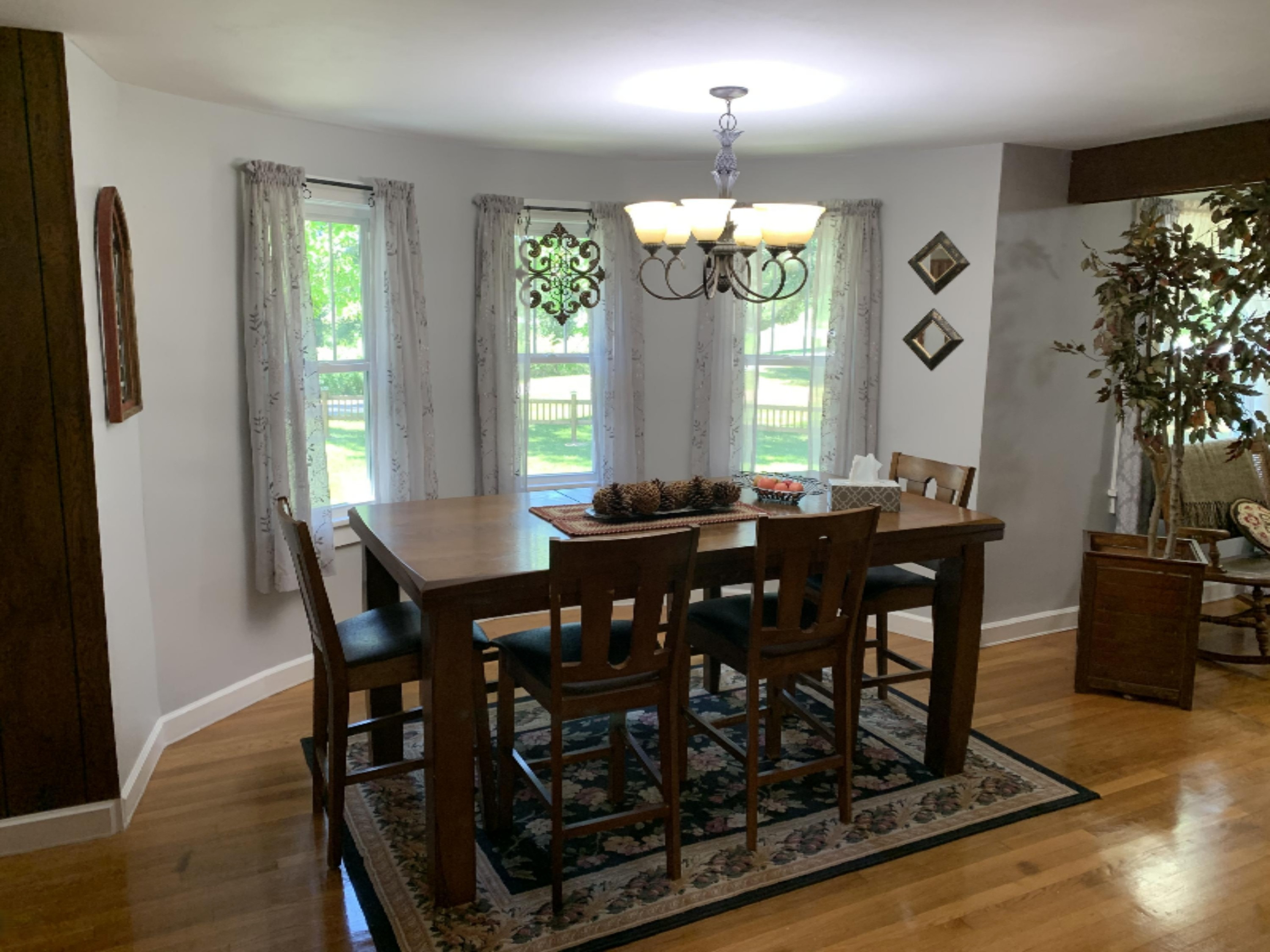 1909 South Sheridan Road Stanton, MI 48888 - Photo 9 of 20 Dining room 2