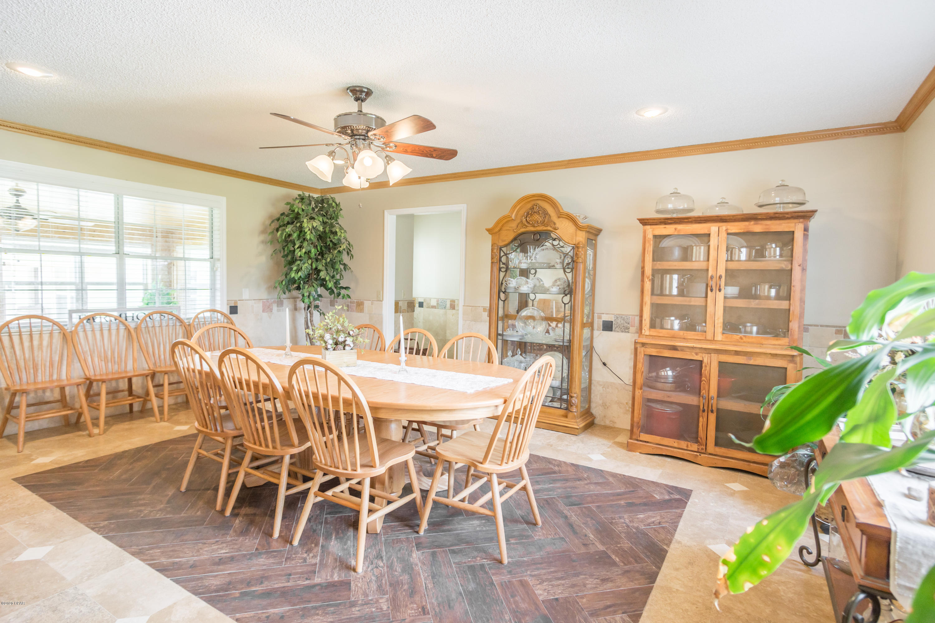1653 Palmview Road Cottondale, FL 32431 - Photo 10 of 33