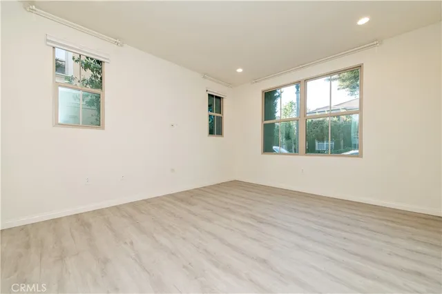 $3,700 | 88 Mayfair, Irvine, CA 92620