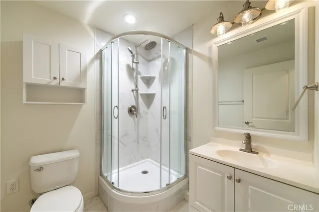 $3,700 | 88 Mayfair, Irvine, CA 92620