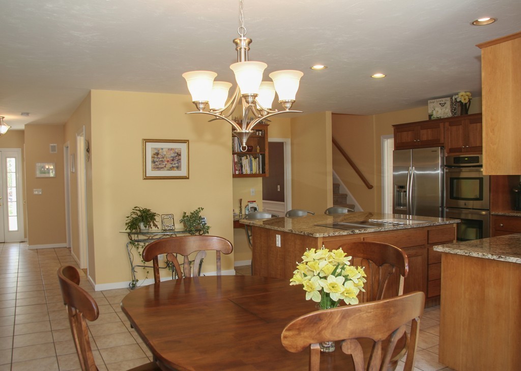 9 Maynard Road Berlin, MA 01503 - Photo 6 of 30 Gallery Image 6