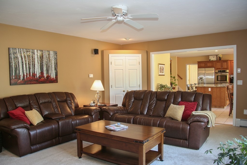 9 Maynard Road Berlin, MA 01503 - Photo 8 of 30 Gallery Image 8