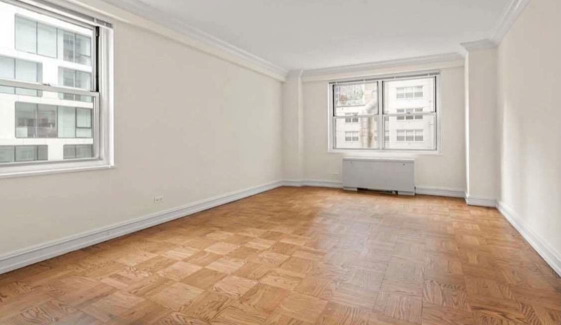 888 8th Avenue, Unit 4R Manhattan, NY 10019 - Photo 8 of 11