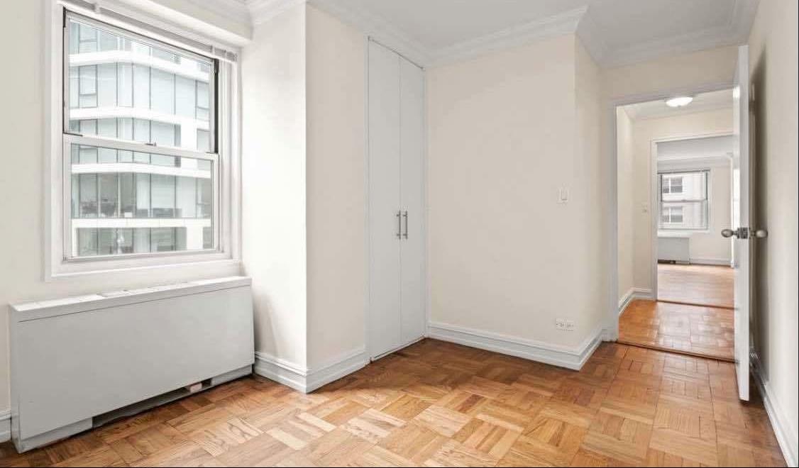 888 8th Avenue, Unit 4R Manhattan, NY 10019 - Photo 9 of 11