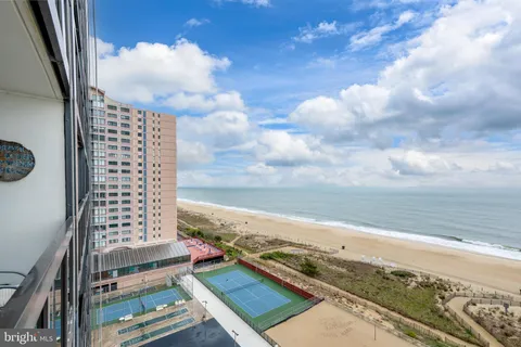 $299,900 | 10900 Coastal Highway, Unit 910, Ocean City, MD 21842