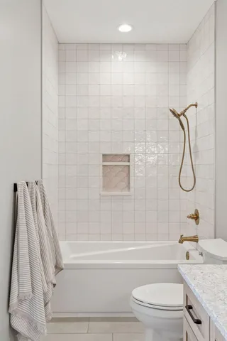 $1,850,000 | 5240 8th Street Southwest, Rochester, MN 55902