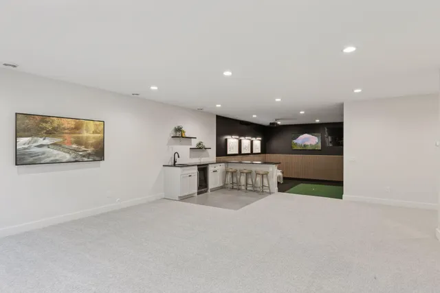 $1,850,000 | 5240 8th Street Southwest, Rochester, MN 55902