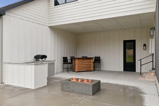 $1,850,000 | 5240 8th Street Southwest, Rochester, MN 55902