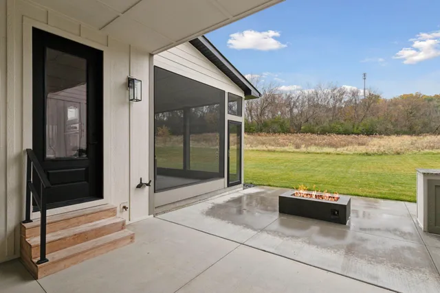 $1,850,000 | 5240 8th Street Southwest, Rochester, MN 55902