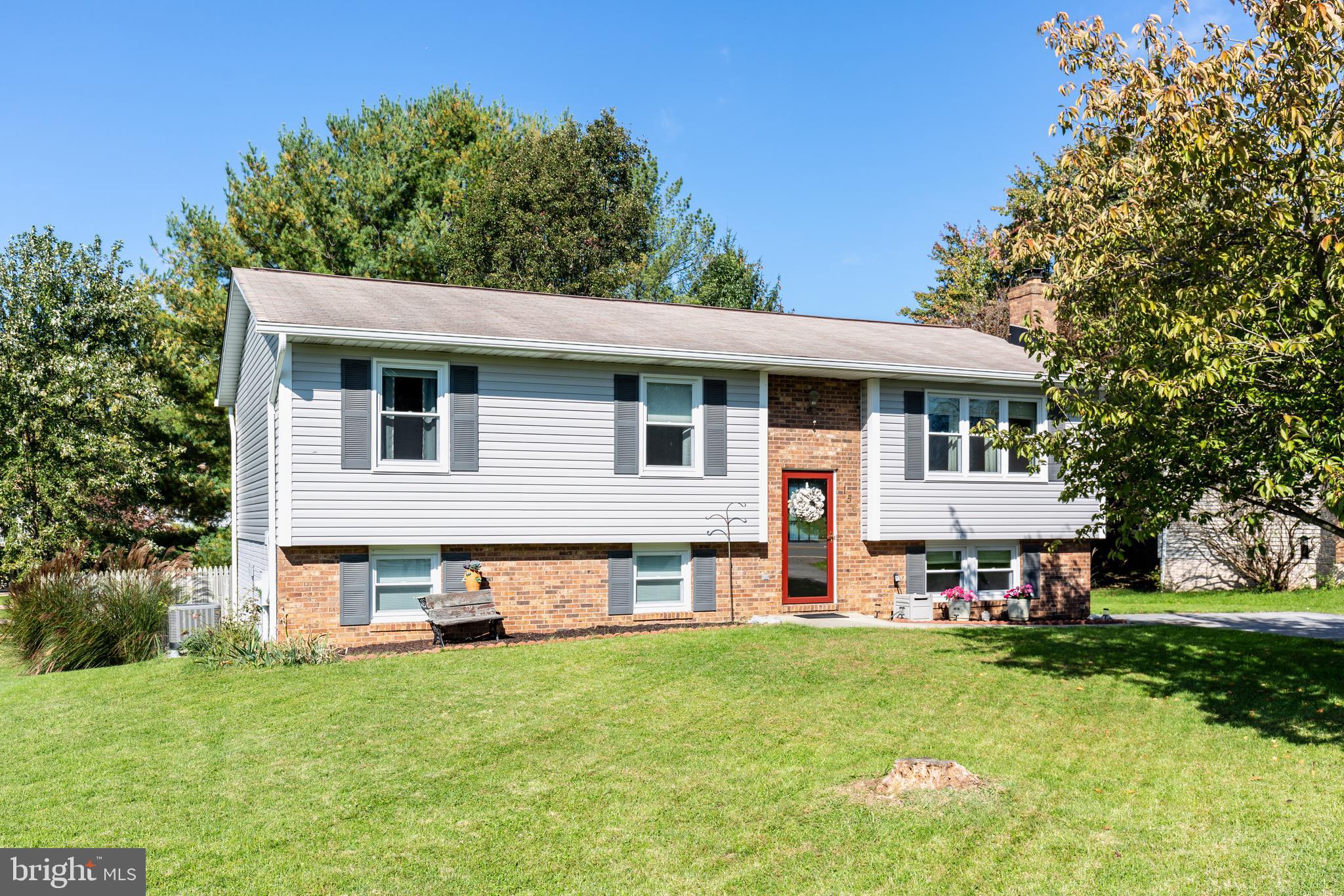 156 Sullivan Road Westminster, MD 21157 - Photo 2 of 45 Gallery Image 2