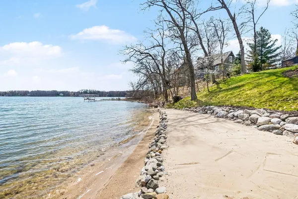 $800,000 | 4950 South Ojibwe, Newaygo, MI 49337