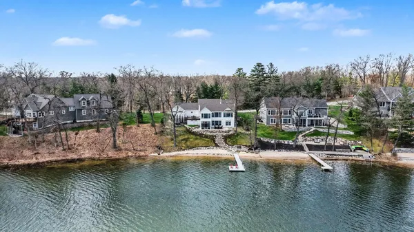 $800,000 | 4950 South Ojibwe, Newaygo, MI 49337