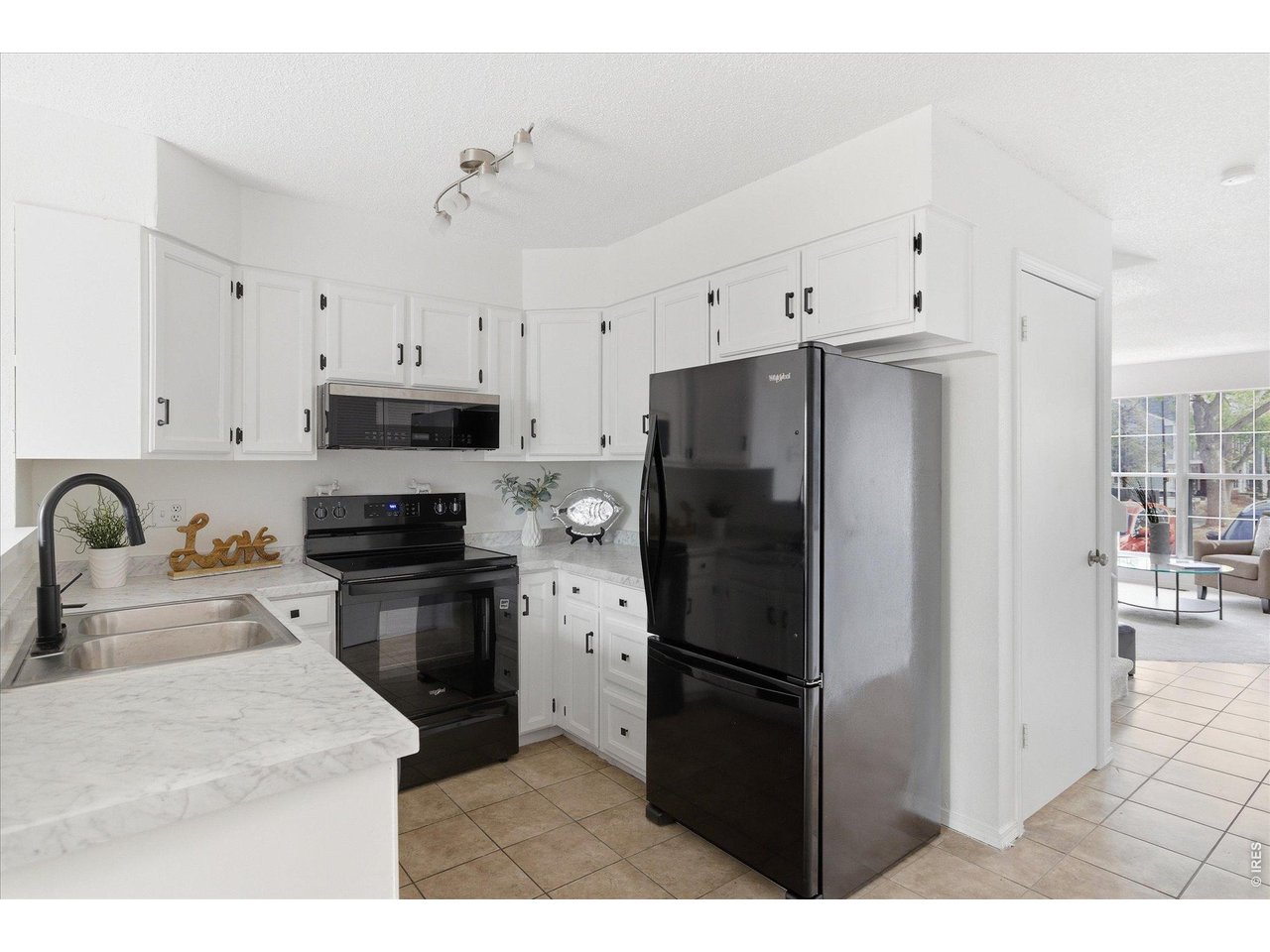 980 Milo Circle, Unit A Lafayette, CO 80026 - Photo 7 of 35