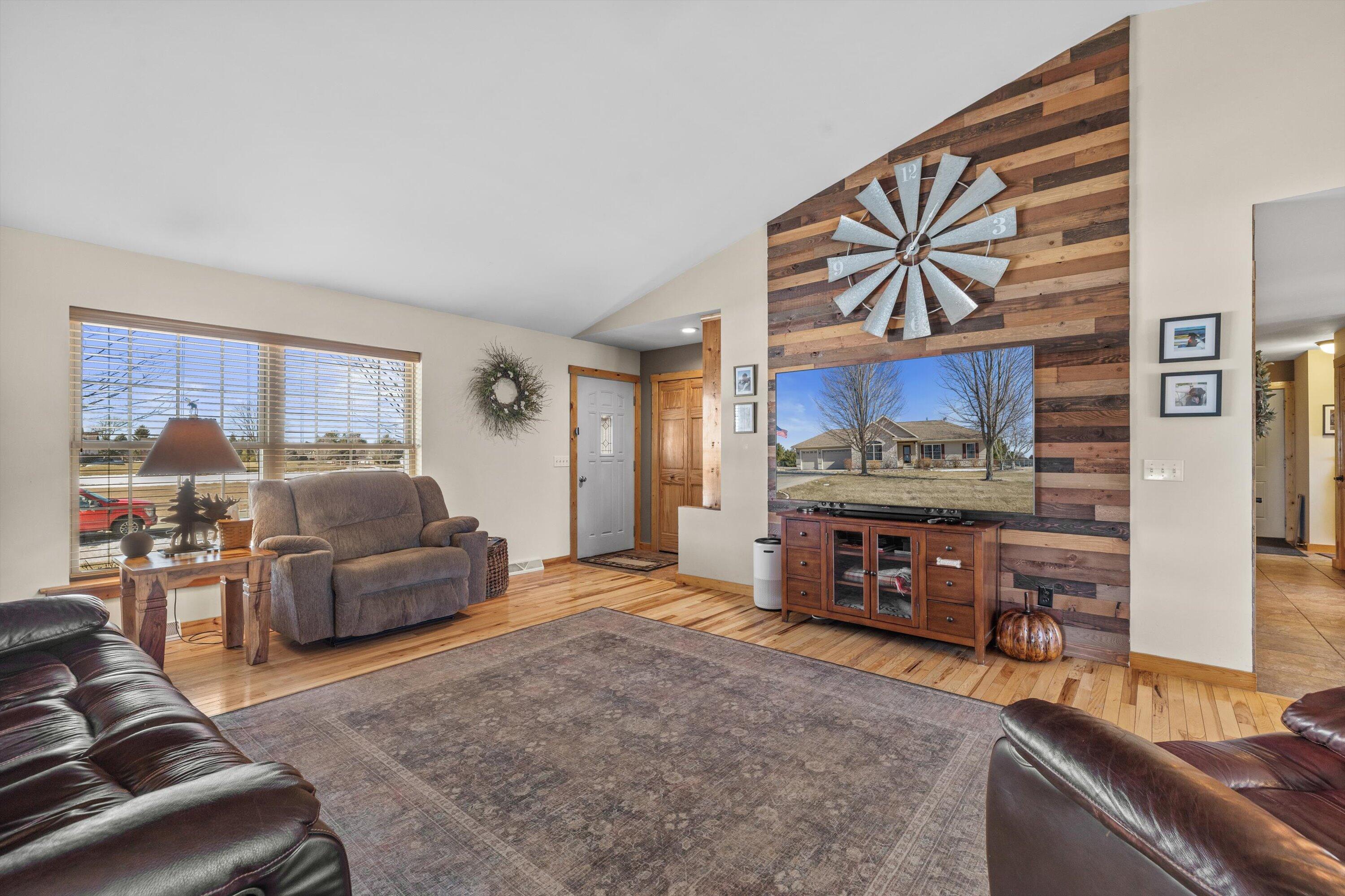 9065 377th Avenue Randall, WI 53181 - Photo 12 of 57 9065 377th Ave, Twin Lakes, WI 53181