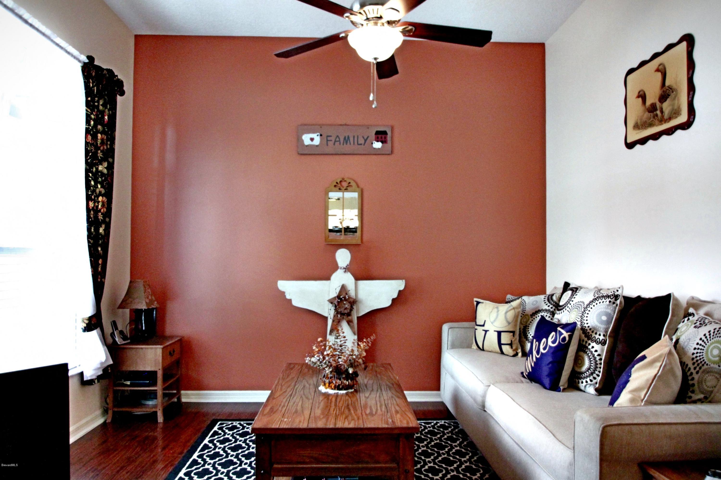 126 Drake Way Sebastian, FL 32958 - Photo 15 of 46 LIVING2