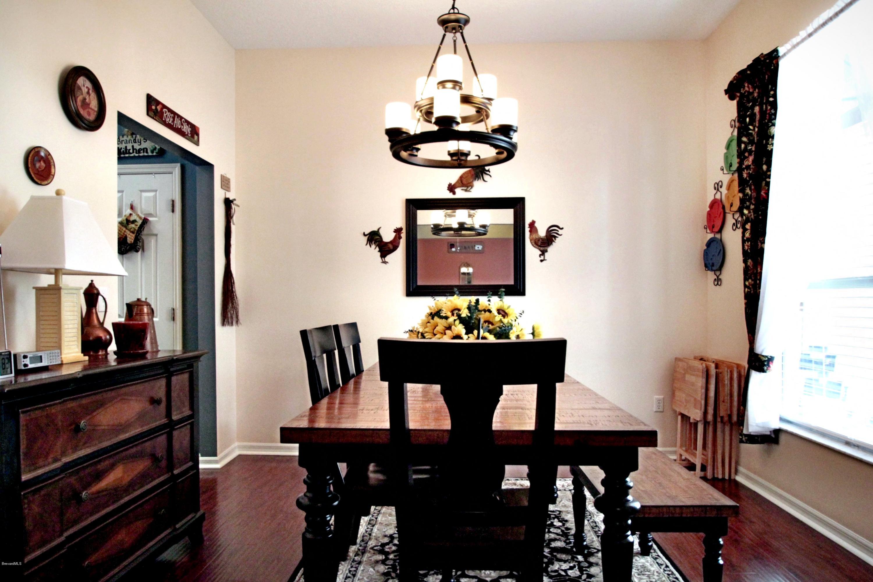 126 Drake Way Sebastian, FL 32958 - Photo 17 of 46 DINING