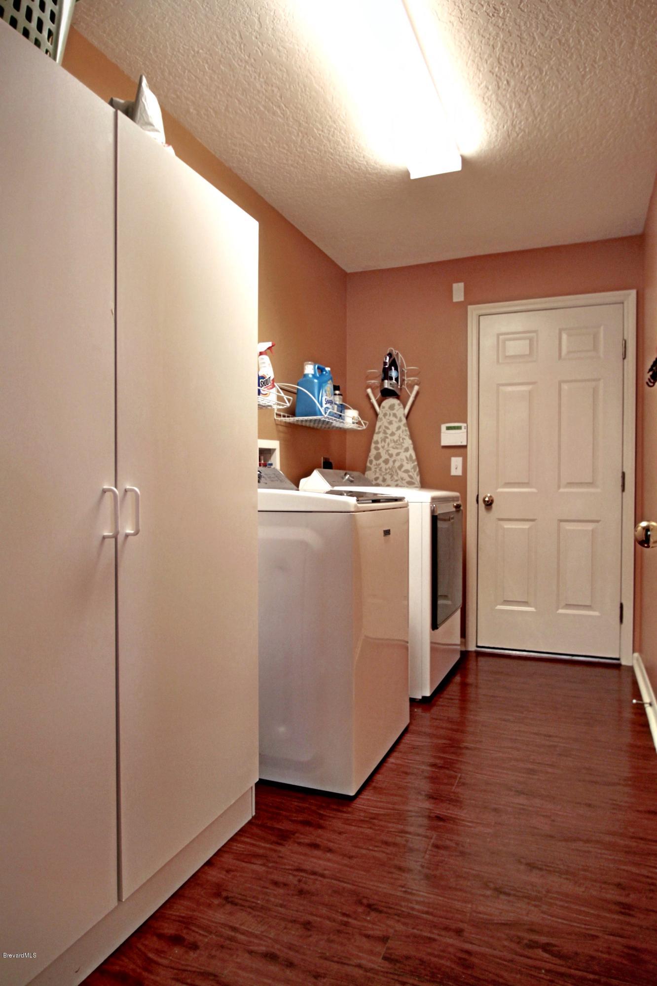 126 Drake Way Sebastian, FL 32958 - Photo 33 of 46 LAUNDRY