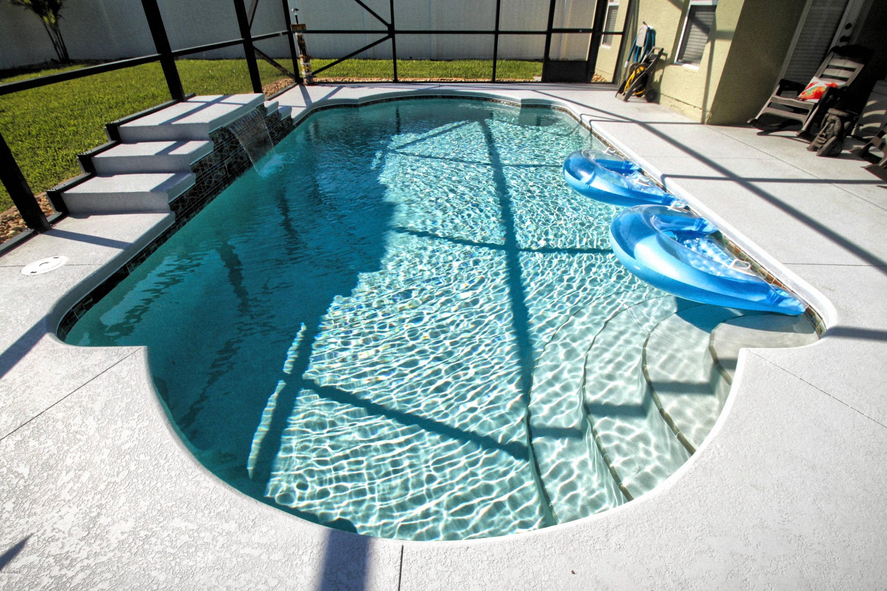 126 Drake Way Sebastian, FL 32958 - Photo 35 of 46 POOL3