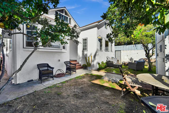 $2,450,000 | 615 Sunset Avenue, Venice, CA 90291