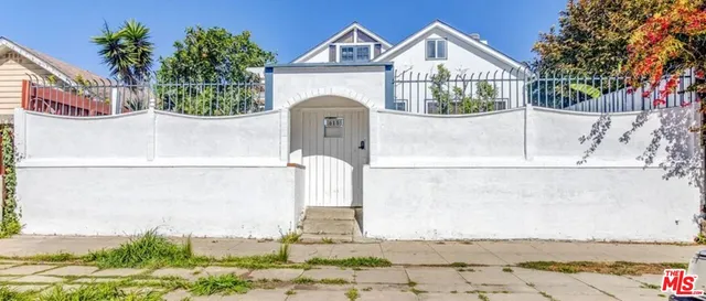 $2,450,000 | 615 Sunset Avenue, Venice, CA 90291