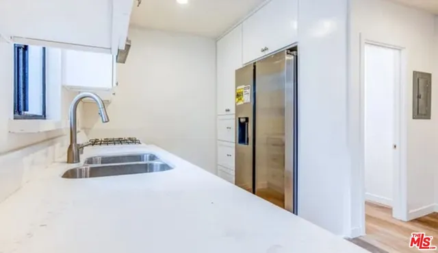 $2,450,000 | 615 Sunset Avenue, Venice, CA 90291