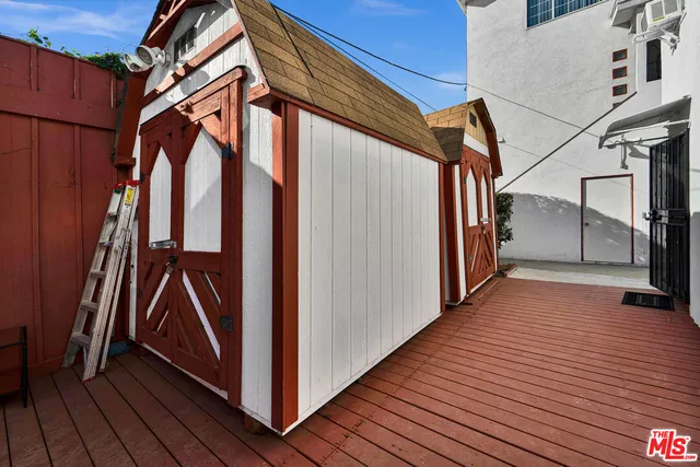 $2,450,000 | 615 Sunset Avenue, Venice, CA 90291