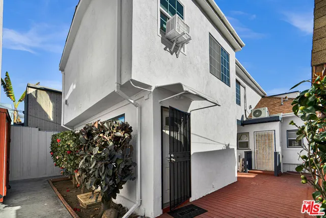 $2,450,000 | 615 Sunset Avenue, Venice, CA 90291