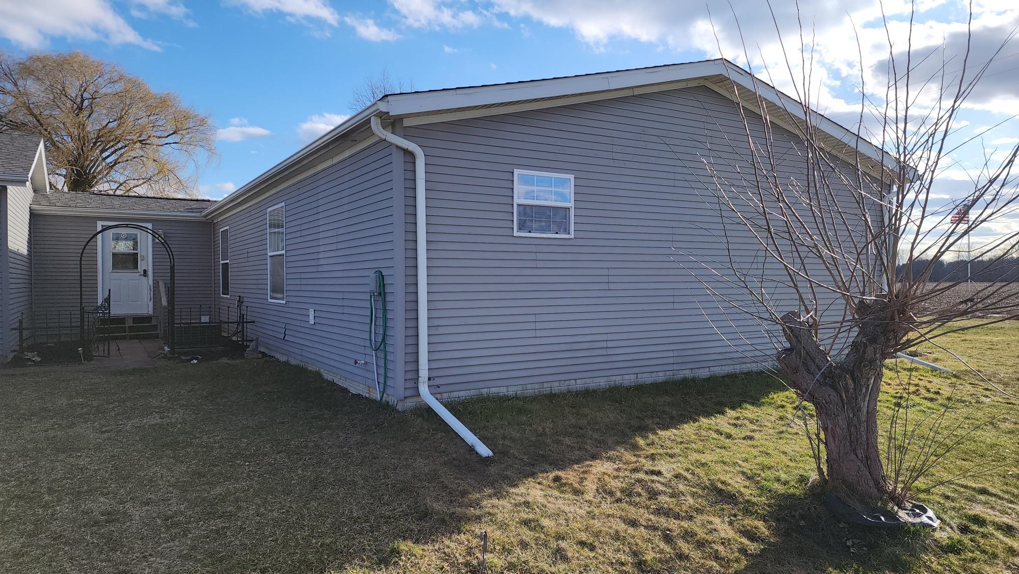 5678 North 8 Mile Road Pinconning, MI 48650 - Photo 7 of 48