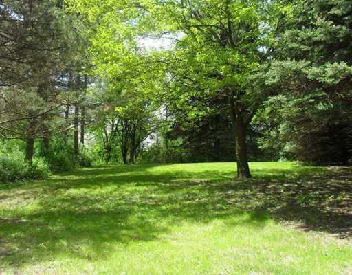 1725 Landsdowne Road Ann Arbor, MI 48105 - Photo 3 of 10 Photo 3