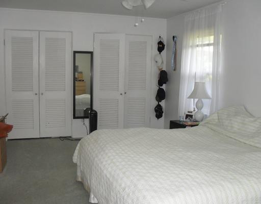 1725 Landsdowne Road Ann Arbor, MI 48105 - Photo 6 of 10 Photo 6