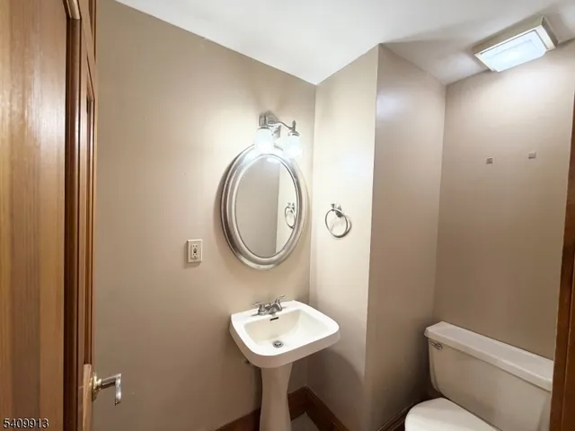 $3,300 | 147 Millbrook Avenue, Randolph, NJ 07869