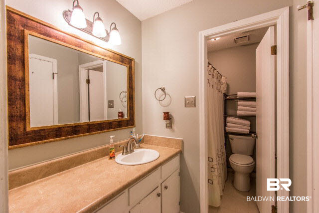 5512 Plantation Road Theodore, AL 36582 - Photo 13 of 20 Vanity and Water Closet Separate