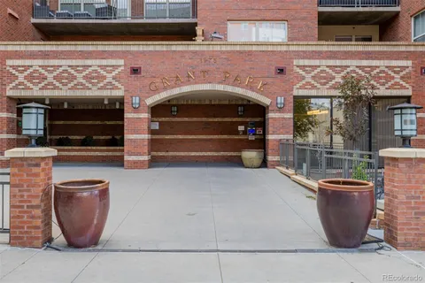 a view of a building with an outdoor space