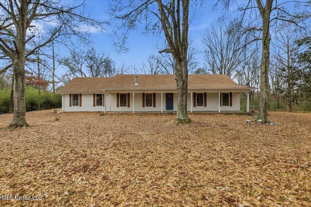 $225,800 | 2339 North Pine Lea Drive, Jackson, MS 39209