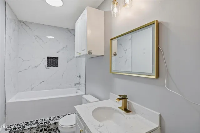 $225,800 | 2339 North Pine Lea Drive, Jackson, MS 39209