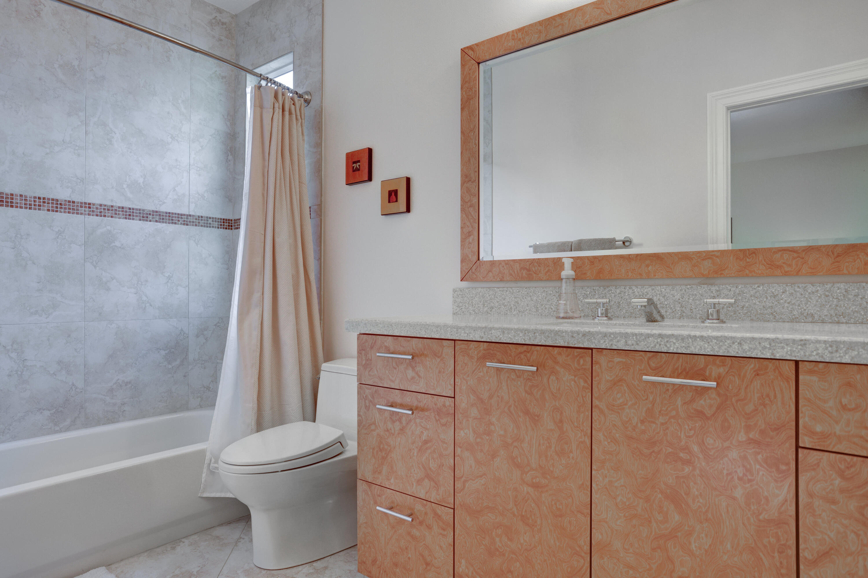 2401 Northwest 49th Lane Boca Raton, FL 33431 - Photo 19 of 33 Full Bath