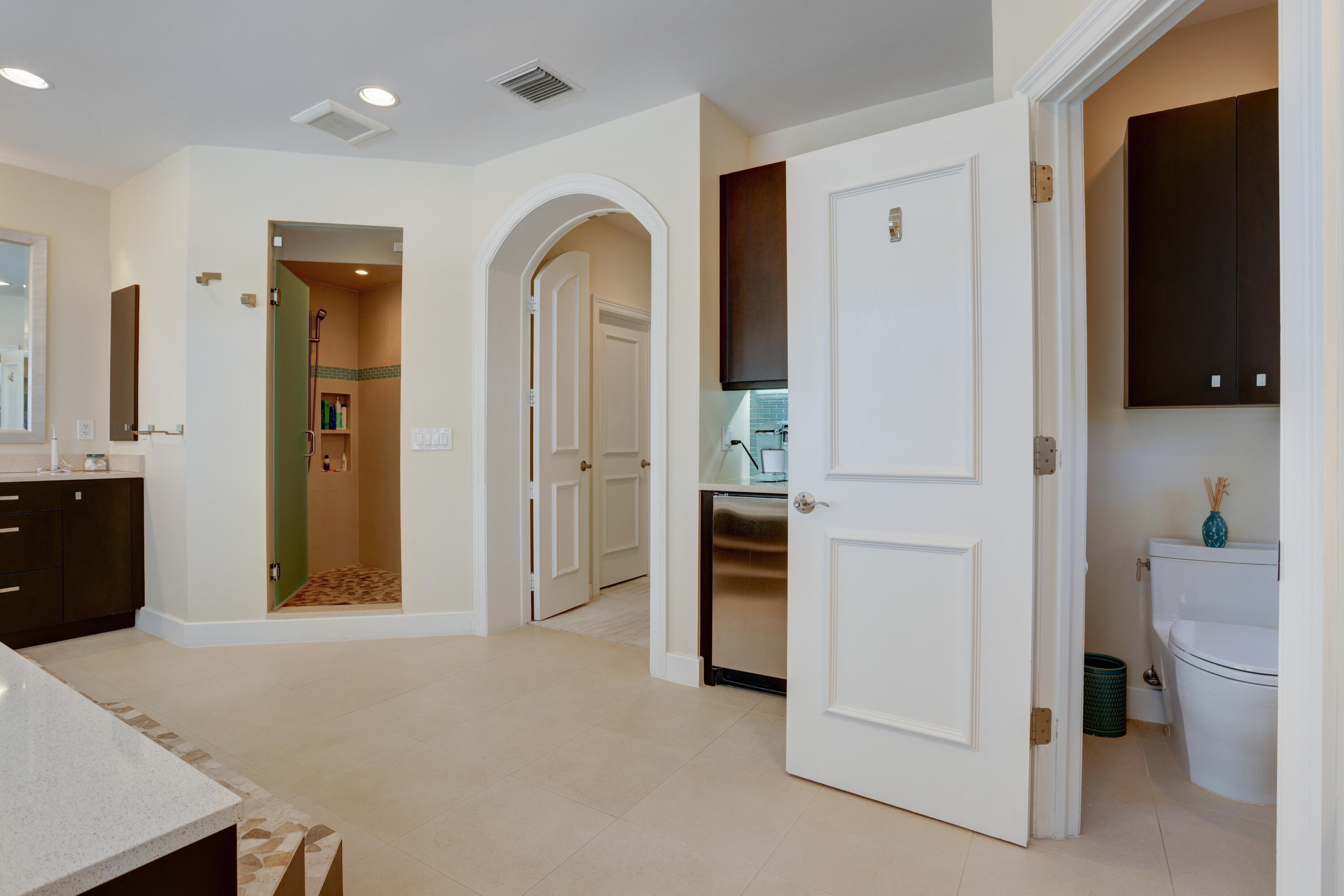 2401 Northwest 49th Lane Boca Raton, FL 33431 - Photo 25 of 33 Separate Tub and Shower