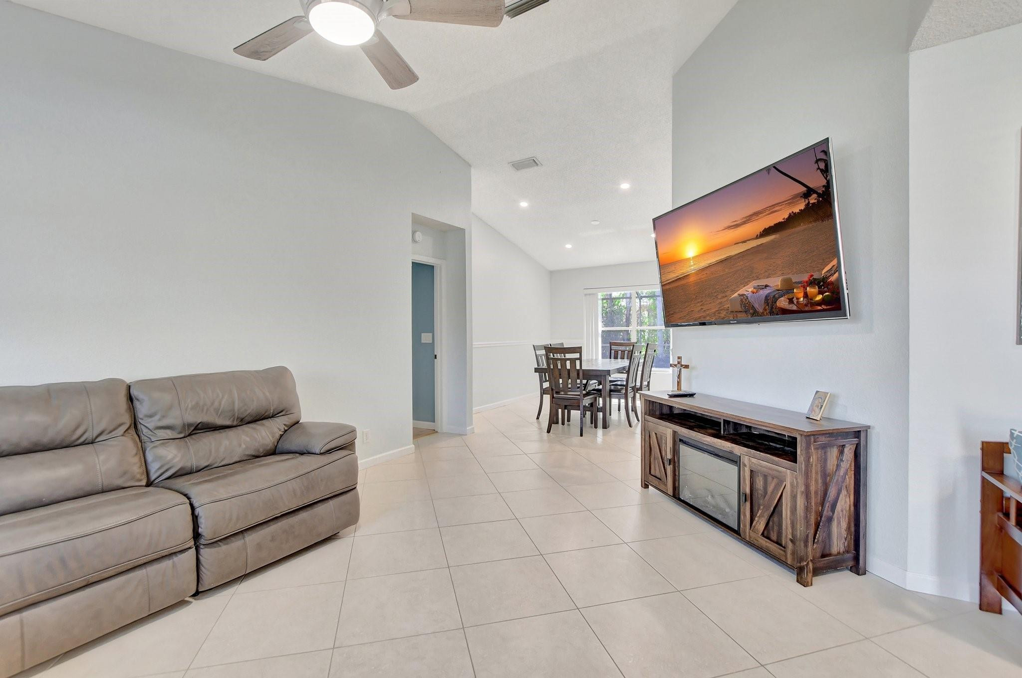 22123 Candle Court Boca Raton, FL 33428 - Photo 10 of 53 Photo 10